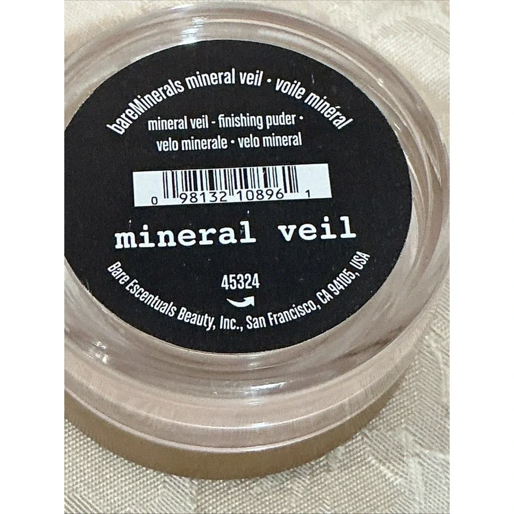 BareMinerals ID Mineral Veil Face Setting Powder Full size 45324 Finishing